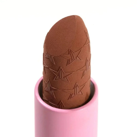 JEFFREE ⭐️ Velvet Trap Lipstick - Chocolate Fondue - Picture 2 of 3
